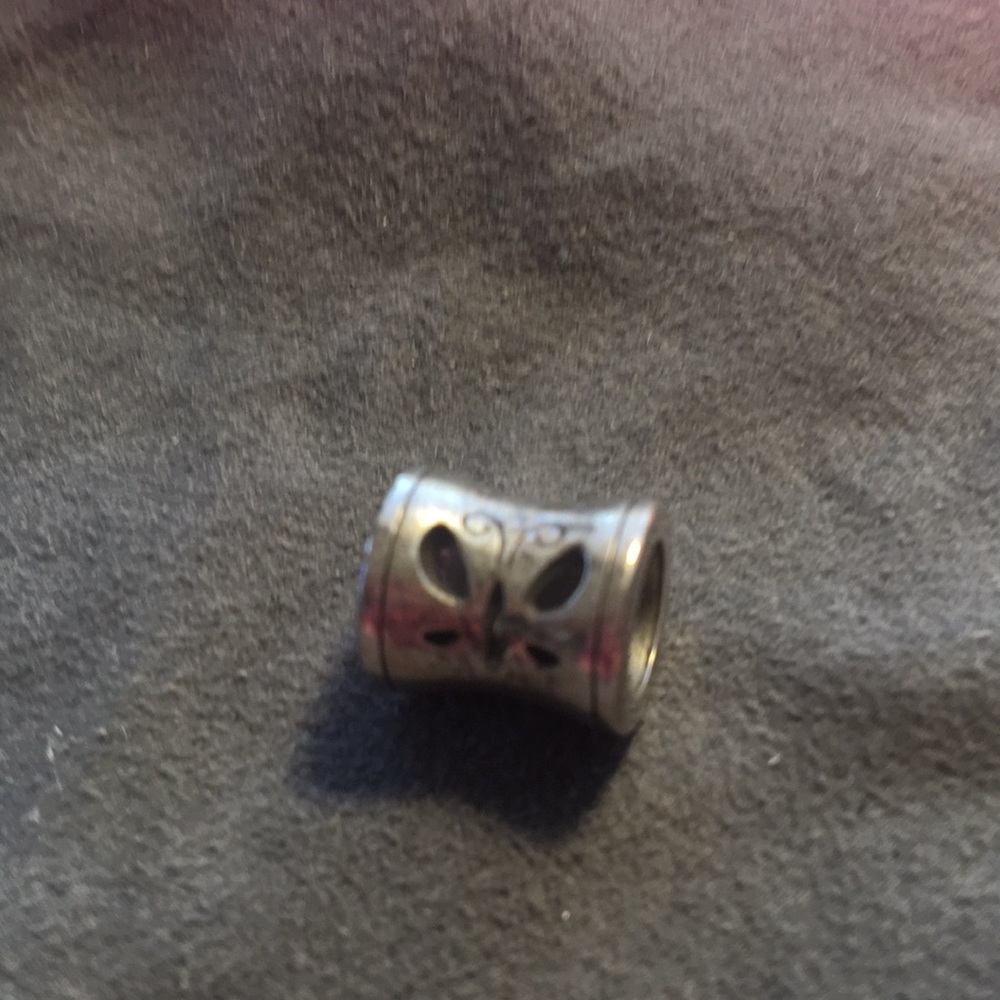 Brighton spacer bead